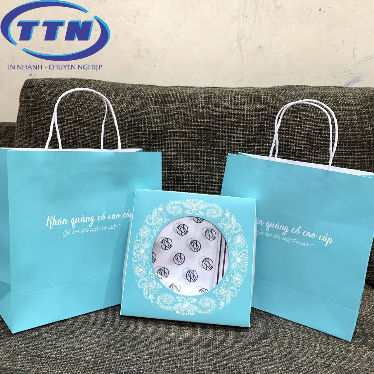 In Hộp Giấy Đựng Khăn Lụa tại Xưởng in TTN Việt Nam In Hộp Giấy Đựng Khăn Lụa tại Xưởng in TTN Việt Nam