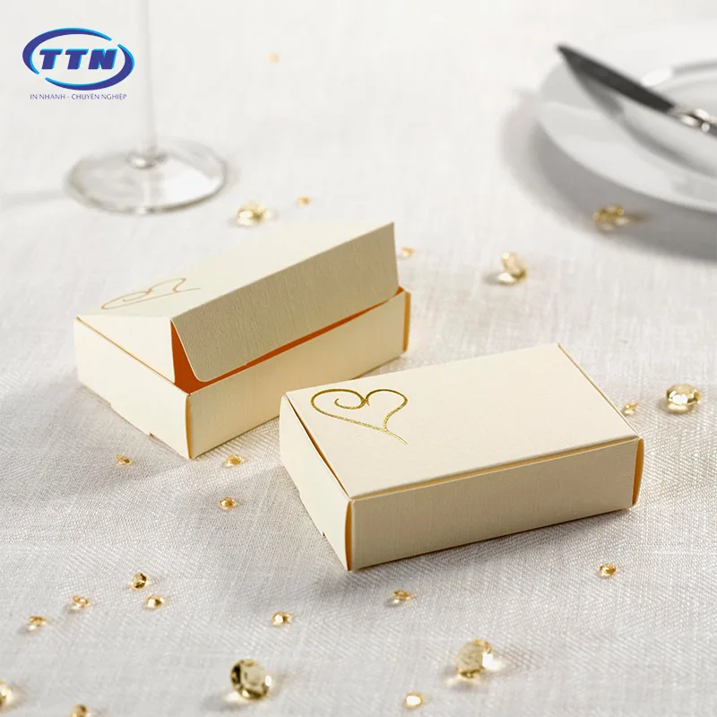 Chất liệu in hộp giấy Ivory cho hộp giấy thanh lịch, cao cấp.